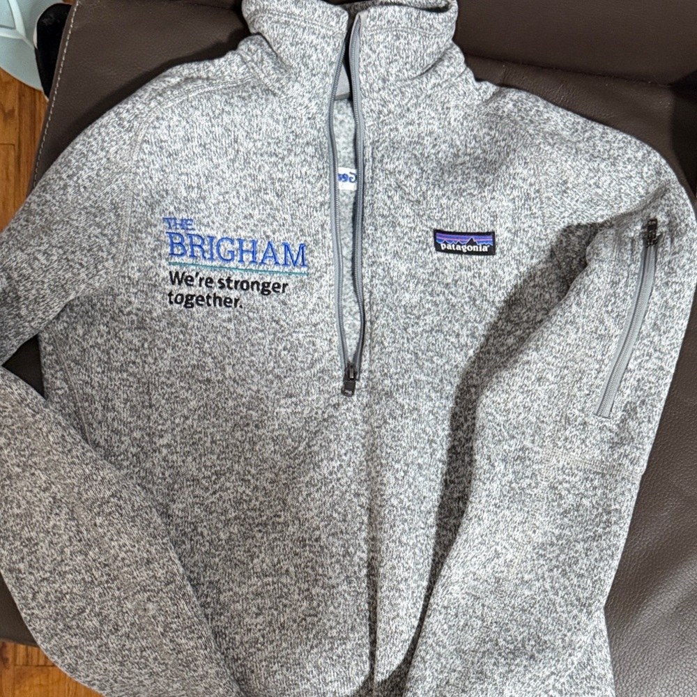 Patagonia quarter Zip Up Sweater - Heather Gray